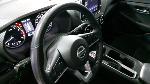 Nissan Sentra 2.0 Advance Cvt
