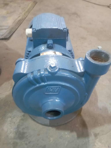 Bomba De Agua Siemens De 7.5 Hp (Reacondicionado)