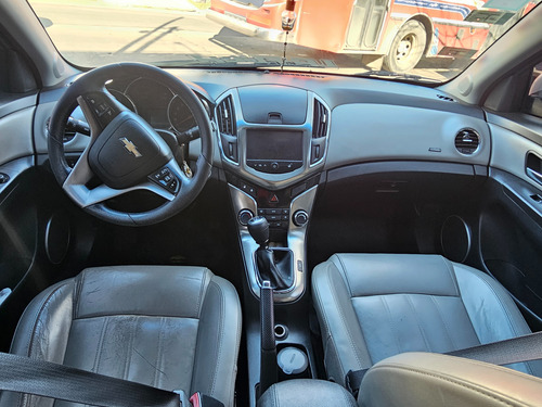 Chevrolet Cruze 1.8 Ltz Mt 5 p