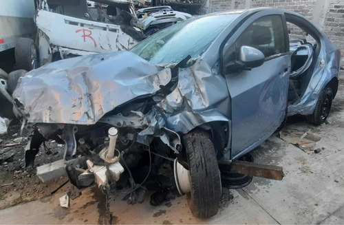Imagen 11 de 15 de Chevrolet Sonic 23014 X Partes
