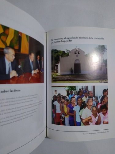 Política Integral De Tierras / Juan Camilo Restrepo Salazar (Usado)