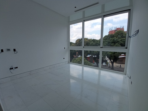 Imagen 9 de 17 de Vendo Apartamento 150m2 4h/4b/4p La Castellana