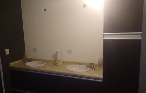 Imagen 8 de 20 de Venta Excelente Casa En Barrio Residencial Recibe Menor
