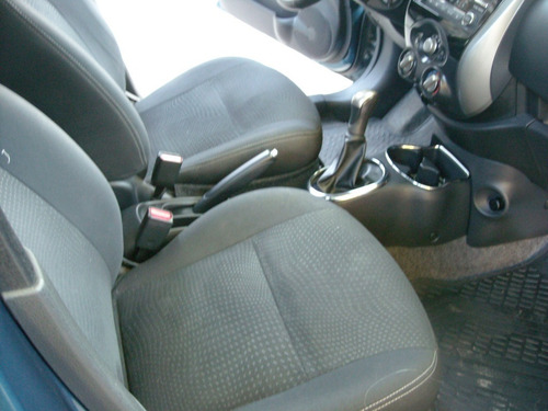 Nissan March Advance 2015