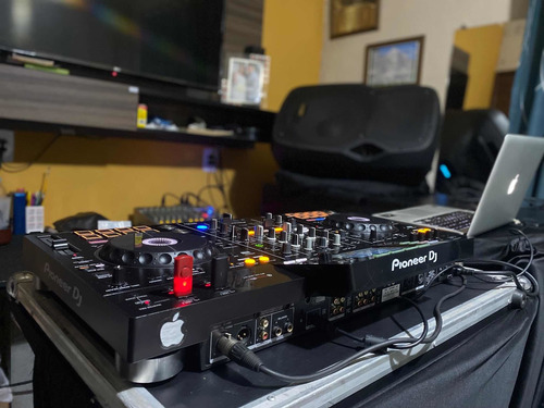 Imagem 3 de 5 de Xdj Rx2 Somente Venda Semi Nova Completa Com Hard Case
