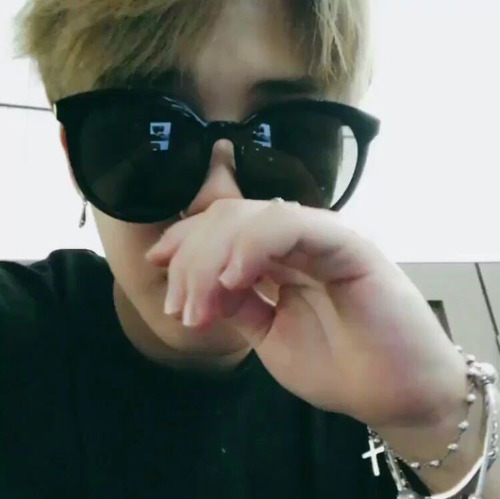 Brazalete Pulsera Cruz Jimin Bts Kpop Moda Coreana Unisex (Usado)