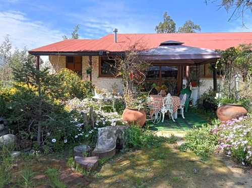 Arriendo Parcela 8.700 M2 Con Hermosa Casa Estilo Rustico D