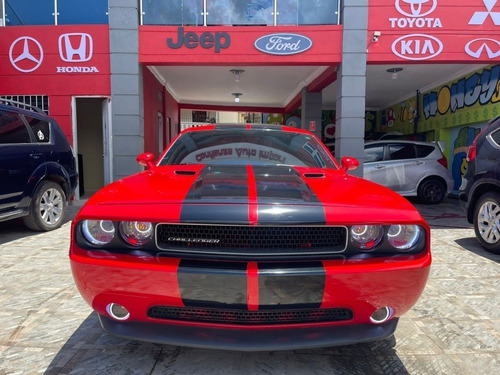 Imagen 2 de 6 de Dodge Challenger 2014 Sxt