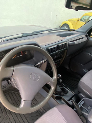 Imagen 7 de 15 de Toyota Meru