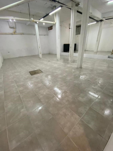 Local En Venta Ubicado En Almagro, Capital Federal, Buenos Aires