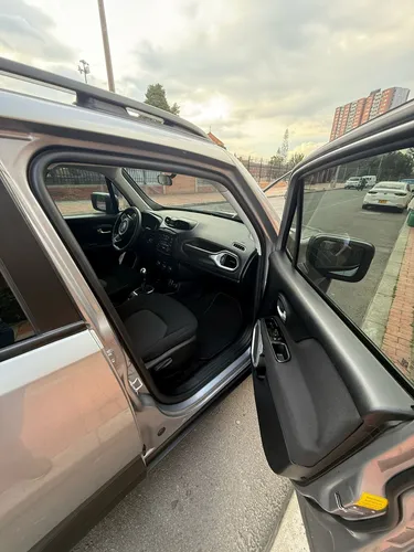 Jeep Renegade 1.8 Sport