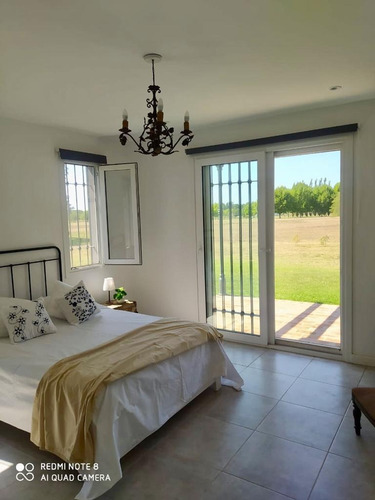 Imagen 4 de 14 de Hermosa Casa De Campo Nueva Con Pileta. Estancia Las Lilas, Luján