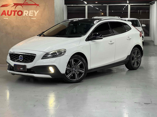Volvo V40 2.0 T5 CROSS COUNTRY AWD TURBO GASOLINA 4P AUTOMÁTICO