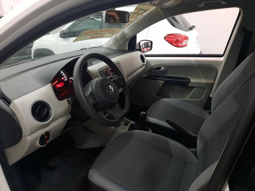 Imagem 7 de 15 de Volkswagen Up! 2017 1.0 Tsi Move 5p