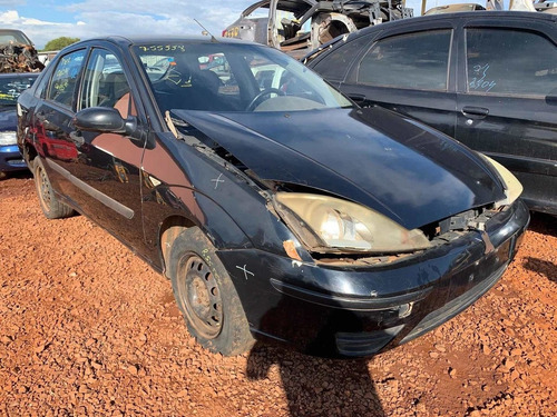 Imagem 2 de 7 de Sucata Para Venda De Peças Ford Focus Sedan