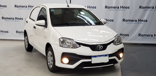 Imagen 3 de 11 de Toyota Etos Aibo 1.5 Caja De 6ta Utilitario Romera Necochea