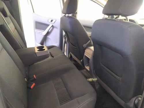 Imagen 11 de 17 de Ford Ranger 3.2 Cd Xlt Tdci 200cv Automática 4x2 2017