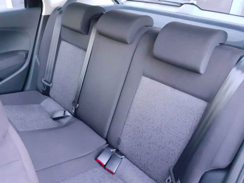 Imagen 11 de 15 de Volkswagen Polo 2020 5p Design & Sound L4/1.6 Man