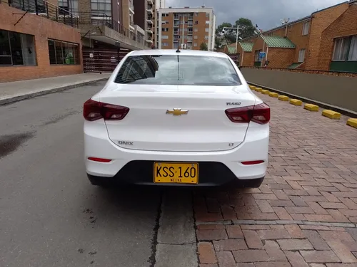 Chevrolet Onix 1.0T Lt