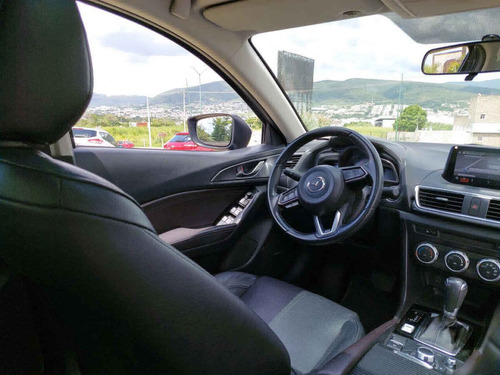 Imagen 13 de 15 de Mazda 3 2018 4p Sedán S Grand Touring L4/2.5 Aut