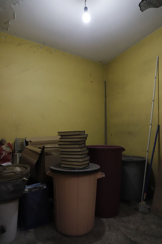 Casa Para Remodelar En Venta A Espaldas De Centro Medico Siglo Xxl