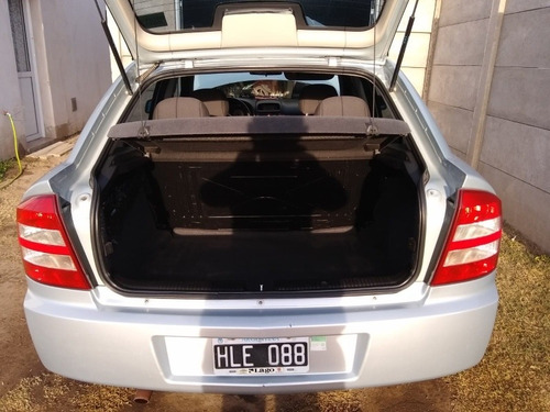 Imagen 5 de 14 de Chevrolet Astra 2.0 Gl 2008