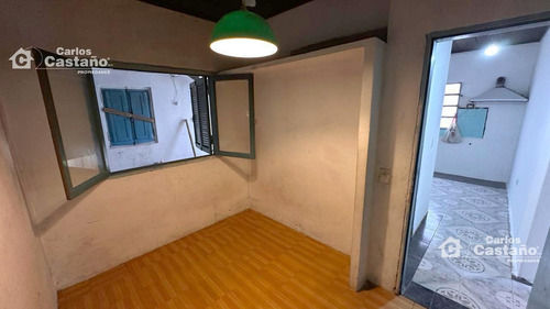 Casa 3 Amb. Con Jardín