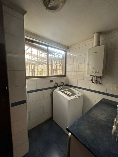 Vende Casa En Ñuñoa Sector Eliecer Parada/ El Bosque