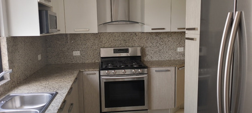 A281 - Apartamento De Lujo En Alquiler En Santo Domingo | 190 M² | 3 Habitaciones | Línea Blanca Y Aires | $2,500 Usd | #foxpiantini
