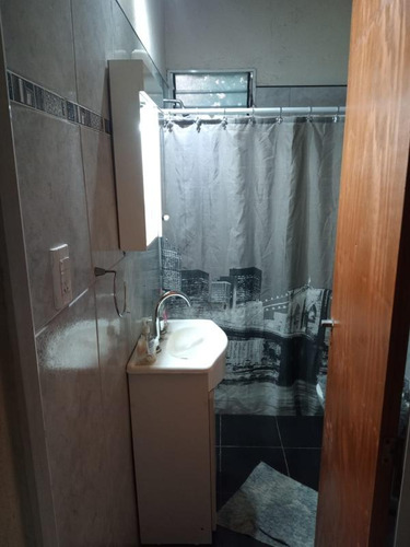 Casa En Venta - 2 Dormitorios 1 Baño - Cochera - 1.400mts2 - Mar Del Tuyú