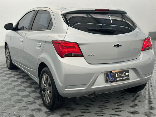 Chevrolet Onix BLACK EDITION