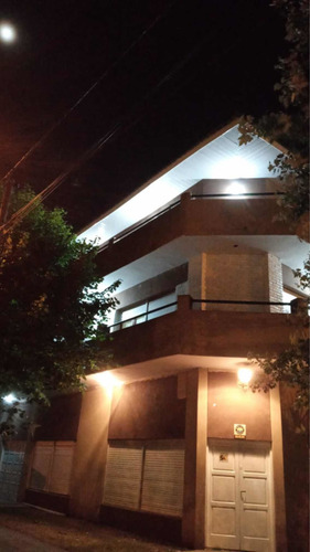 Imagen 2 de 20 de Departamento Para 9 Personas Punta Mogotes