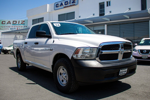 Dodge Ram 2500 CREW CAB SLT