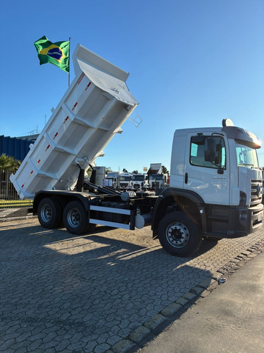 Vw 26-280 Basculante 2022 10m3