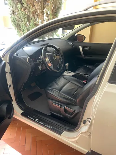 Nissan Qashqai 2.0l 4wd +2 4x2