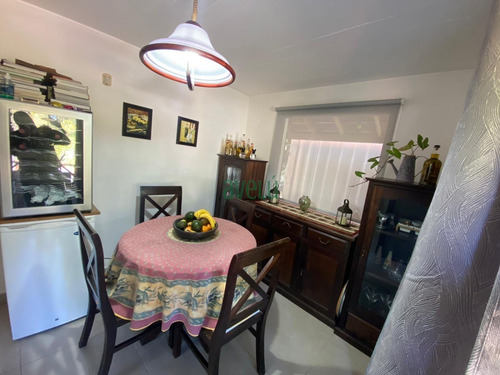 Hermosa Casa En Venta, Muy Buen Estado !!!! Consulte !!!!- Ref: 1347