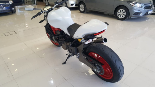 Ducati Monster 821