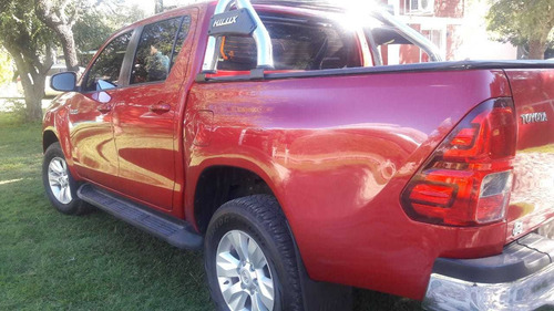 Toyota Hilux 2.8 Cd Srv 177cv 4x2 2018