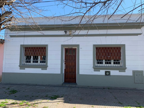 Oportunidad Casa  En Venta Con Patio