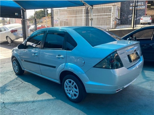 Imagem 2 de 7 de Ford Fiesta 1.6 Rocam Se Sedan 8v Flex 4p Manual