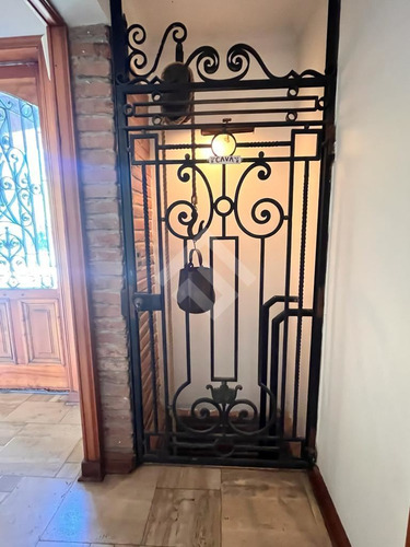 Casa En Venta De 4 Dorm. En Colina