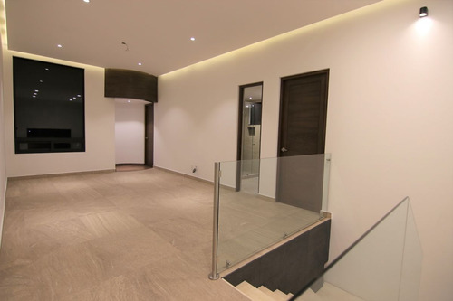 Imagen 20 de 30 de Exclusiva Residencia En Fraccionamiento La Herradura