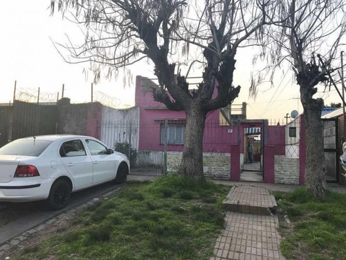 Casa En Venta En Quilmes Oeste