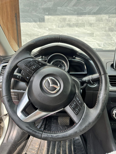 Mazda Mazda 3 2.0 Sedan I Touring L4/ At