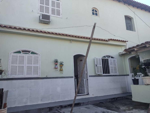 Imagem 1 de 13 de Casa Duplex Para Venda Em Araruama, Praça Da Bandeira, 3 Dormitórios, 1 Suíte, 2 Banheiros, 5 Vagas - 159_2-408543