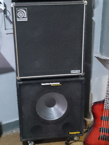 Cajas Ampeg 4x10 Y Hartke 1x15