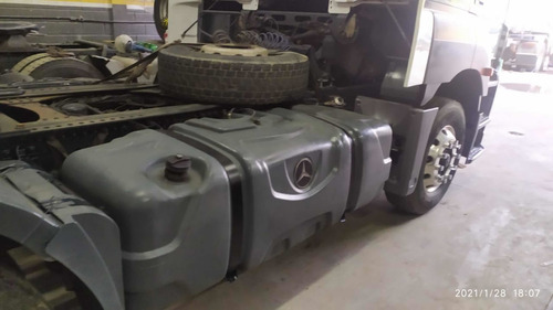 Mb Axor 2040 4x2 + Rodas De Alumínio -- Fh 440 380 420 2540