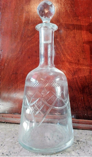 Botellón Antiguo Licorera De Cristal Tallado