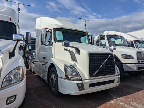 Tractocamion Seminuevo Volvo Vnl64t Mod 2016