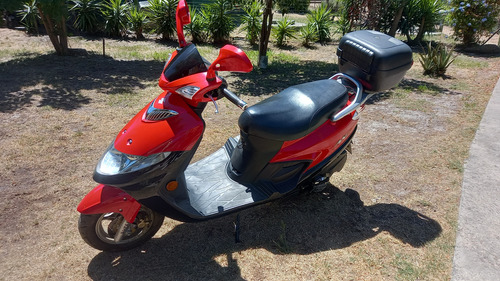 Se Va Con Tranferencia Esta Al Día. Super Cuidada